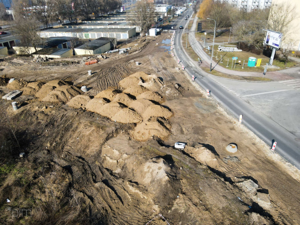 Nowy wiadukt przy ul. Kurlandzkiej w miejscu wyburzonego