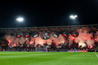 Widzew Łódź - Wisła Kraków; Zdjęcia kibiców i zawodników z meczu 11. kolejki PKO BP Ekstraklasy 2026/27