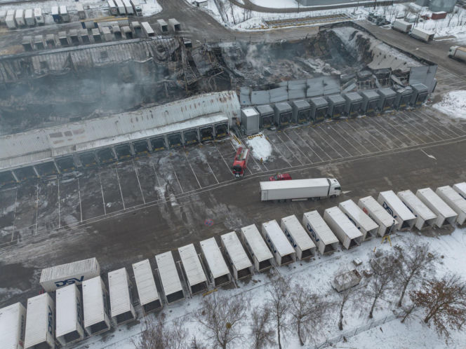 Wielki pożar magazynu pod Poznaniem. Skala zniszczeń poraża!
