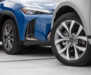 Range Rover Evoque D240 HSE vs Lexus UX 250h 