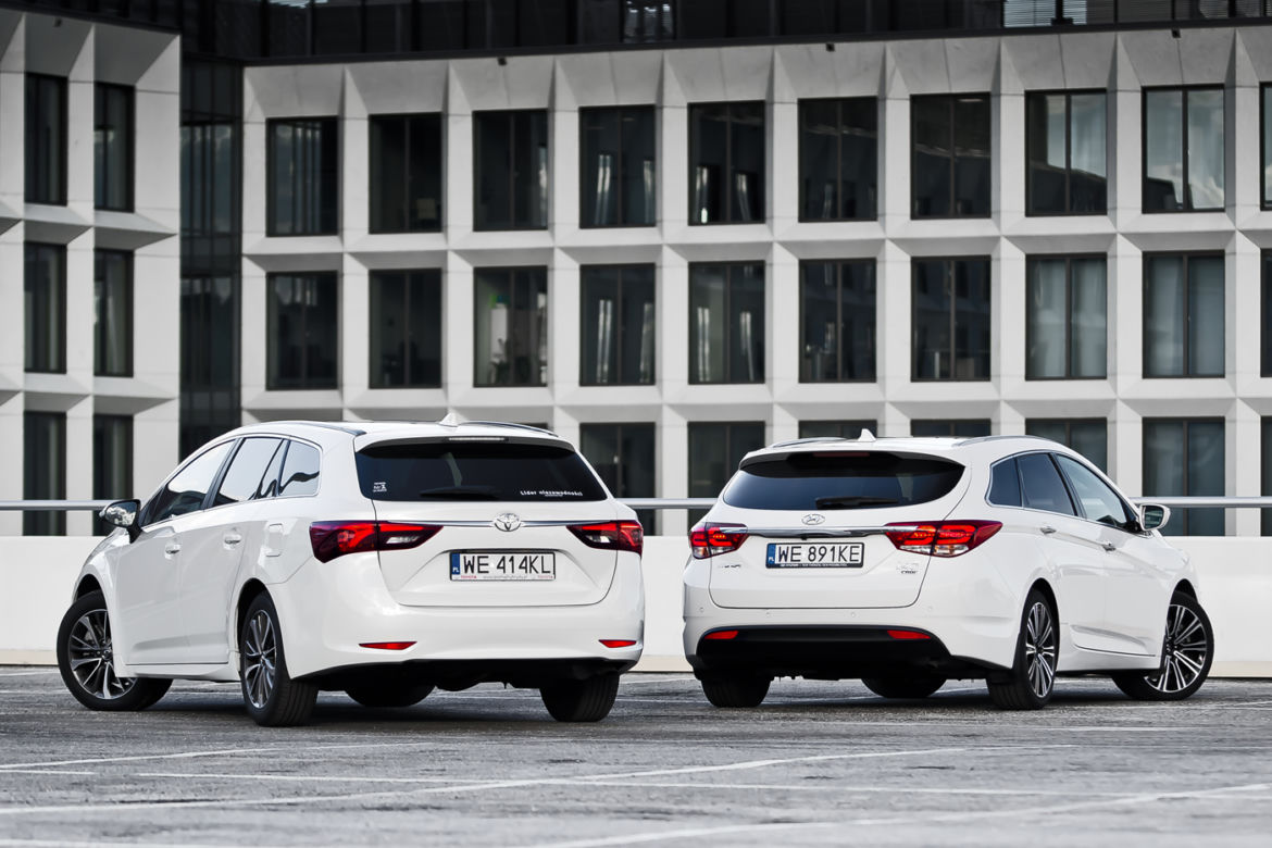 Hyundai i40 Wagon 1.7 CRDI  vs. Toyota Avensis Touring Sports 2.0 D-4D