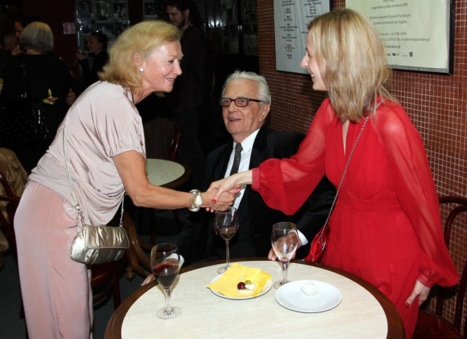 Były przyjaciółkami, grały razem w serialu "Dom"