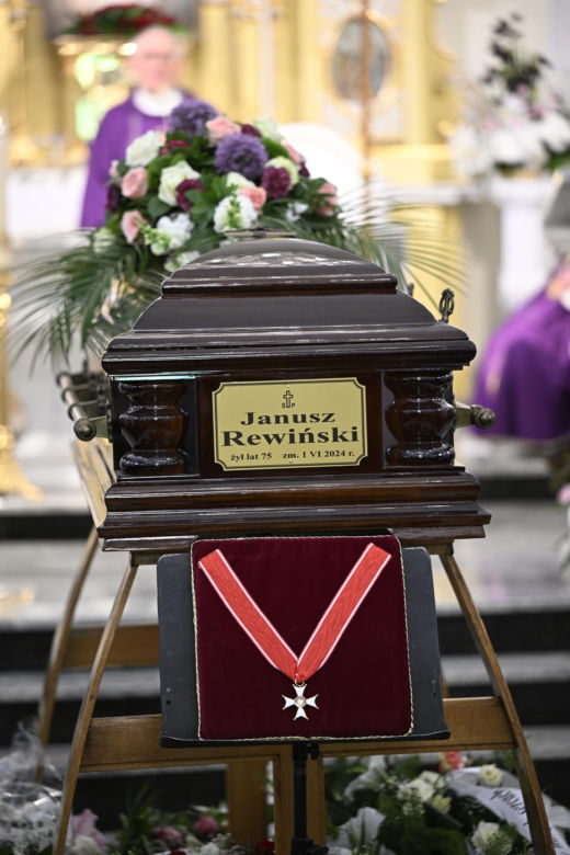 Pogrzeb Janusz Rewiński