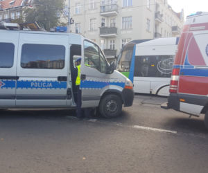Zderzenie samochodu i tramwaju na ul. Krzywoustego