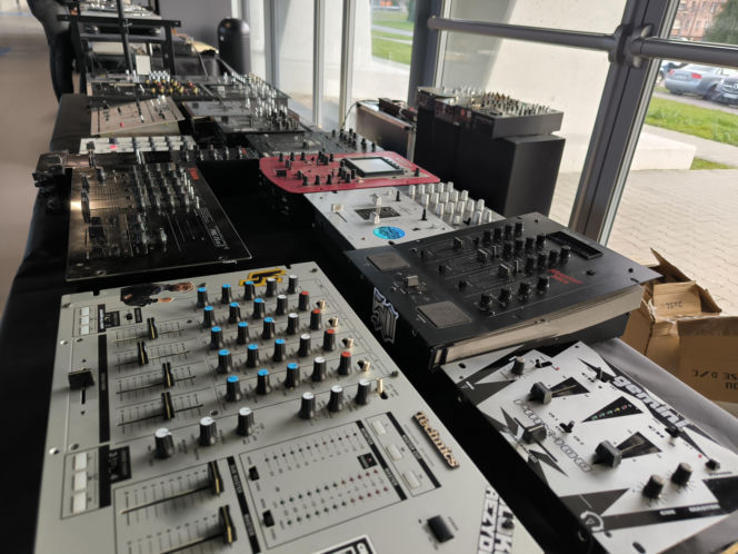 MUSIC DJ EVENT & MEDIA