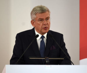Karczewski zamówił sobie portret za 7700zł