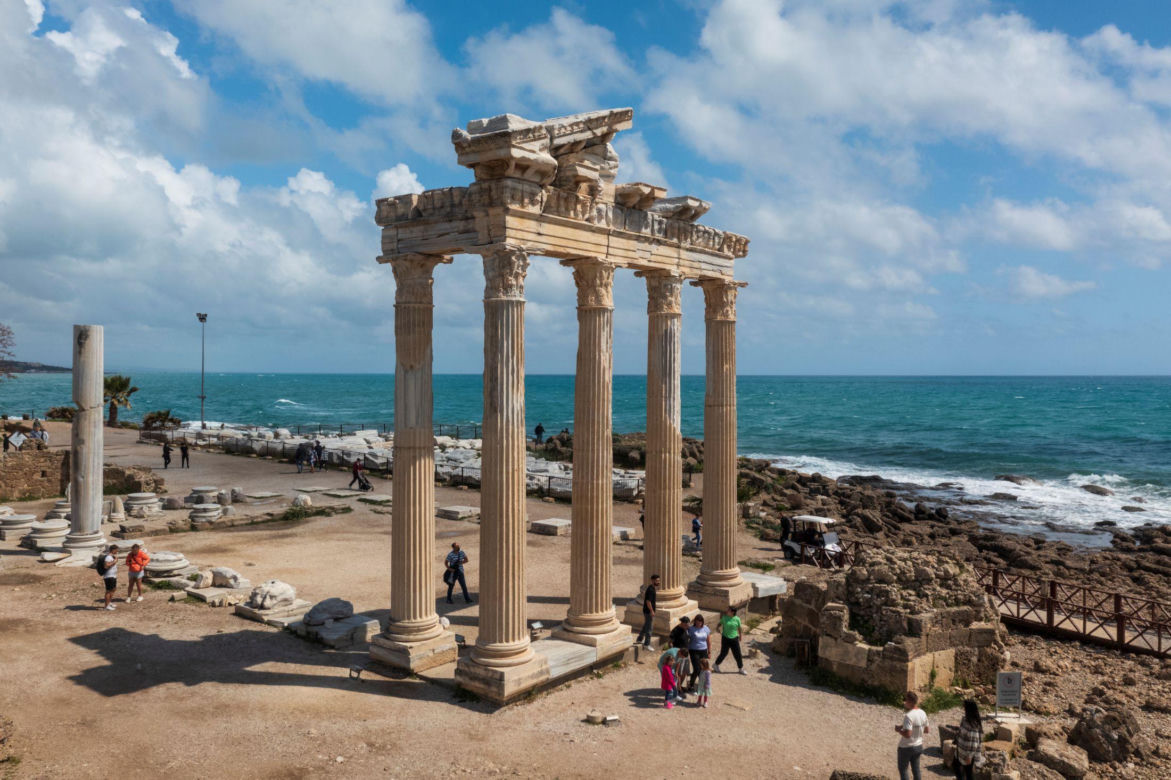 Antalya – idealne miejsce na wielkanocny urlop pełen słońca