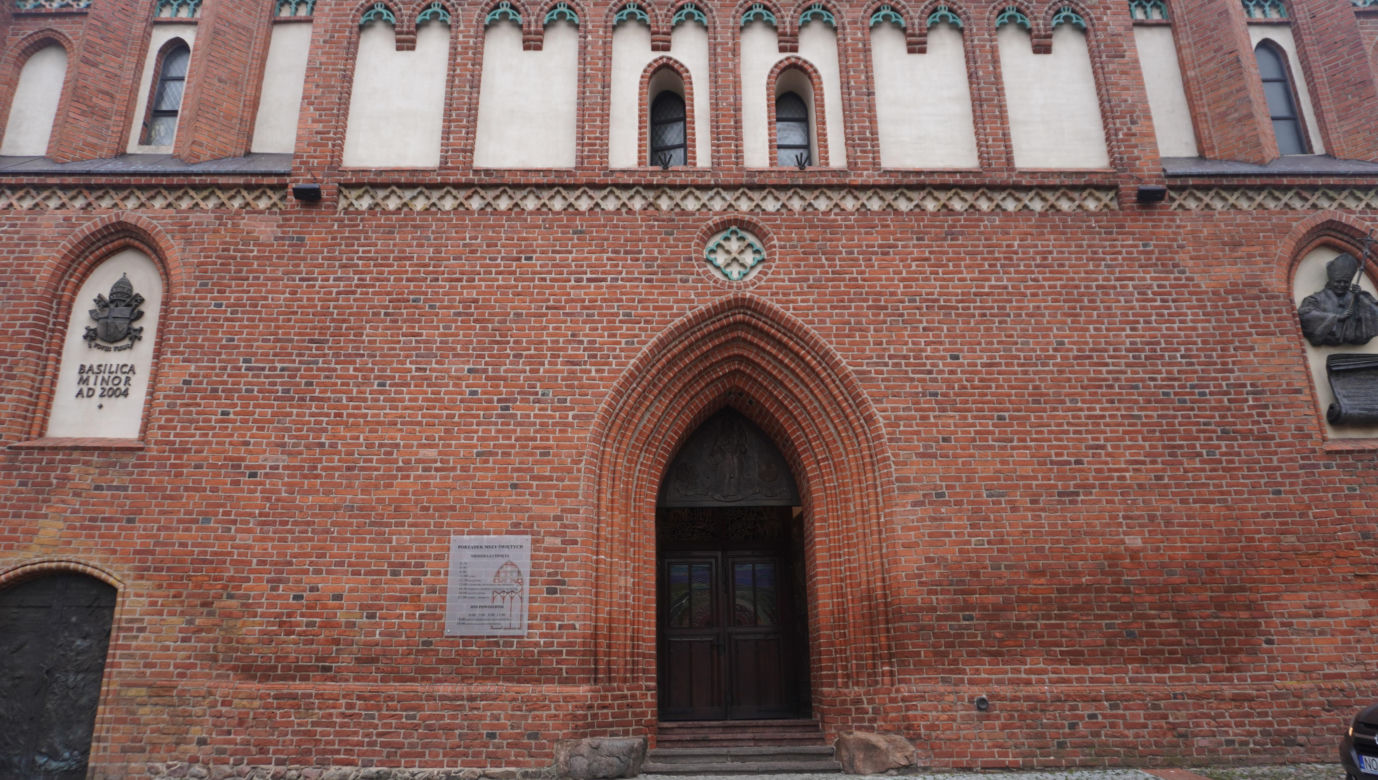 To najpiękniejszy zabytek w woj. warmińsko-mazurskim według AI. „Zachwyca strzelistą sylwetką”