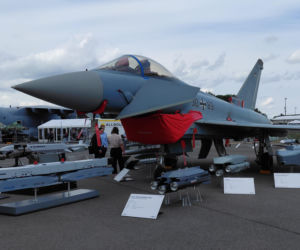 Niemiecki samolot Eurofighter Typhoon