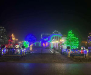 Magia Świąt w Świętokrzyskiem. Gdzie szukać najpiękniej oświetlonych domów? Rzepin i gmina Pawłów skradły show!