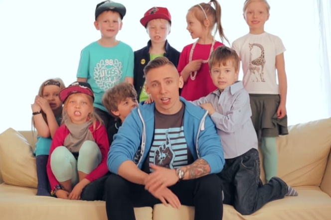 Kadr z teledysku do Będziemy dziećmi