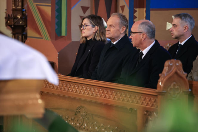 Wzruszające sceny na pogrzebie Litewki. Przyjaciele zdradzili, co zrobiłby dziś rano