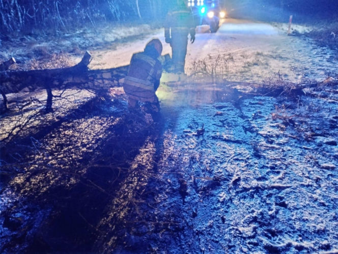 Wichura zniszczyła zabytkową kapliczkę przy sanktuarium