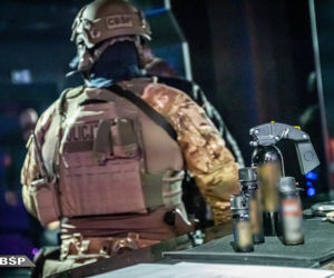 Afera w klubach go-go w kraju. Wśród oskarżonych policjanci i tancerki