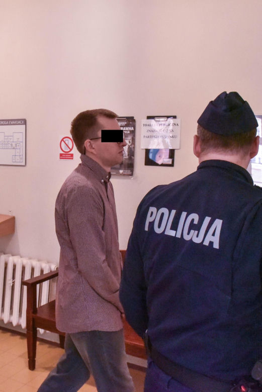 Paweł W. mógł zabić młode małżeństwo przygniatając ich samochodem do ściany