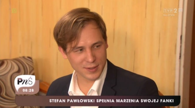 	Pytanie na śniadanie. Stefan Pawłowski na urodzinach u 80-letniej fanki