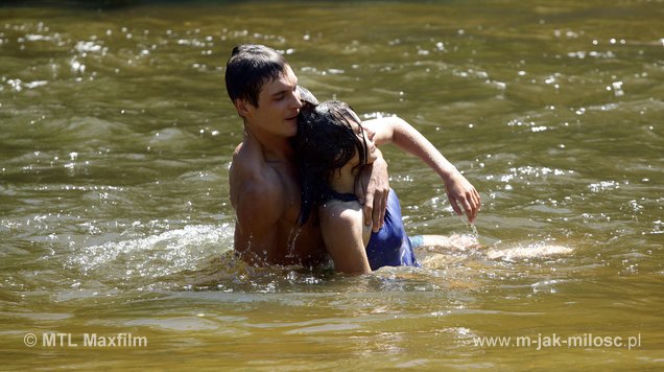 M jak miłość odc. 1026. Marcin (Mikołaj Roznerski), Eryka (Marta Juras)