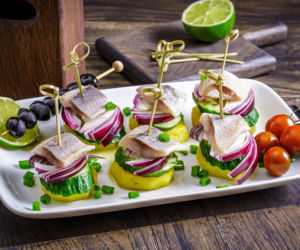 Śledzik – skąd się wzięła ta tradycja i dlaczego śledź króluje na koniec karnawału?