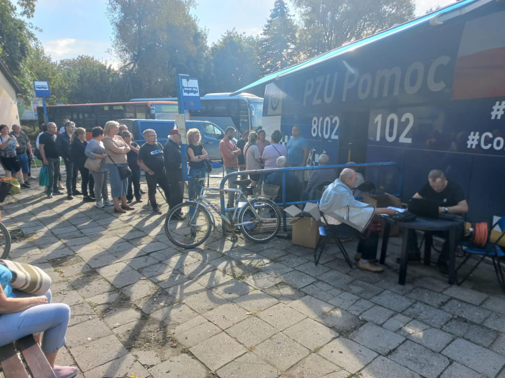 Pomaga ofiarom wielkiej powodzi. Opowiedział, jak wygląda sytuacja na miejscu