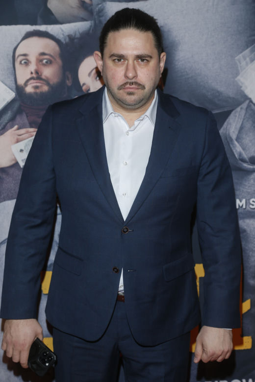 Gwiazdy na premierze filmu "Nie cudzołóż, nie kradnij". Julia Wieniawa zadaje szyku w drapieżnej stylizacji 