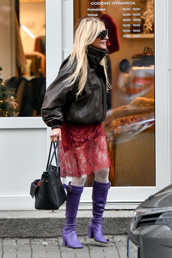 Monika Olejnik weszła w spódnicy, wyszła bez