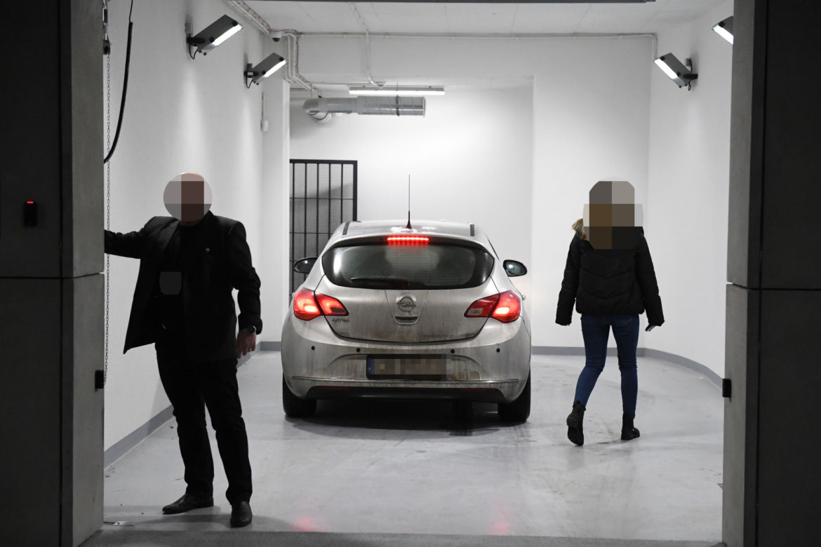 Ubezpieczał pracowników na miliony. Zginęli w dziwnych okolicznościach. Pan. B. stanął przed sądem