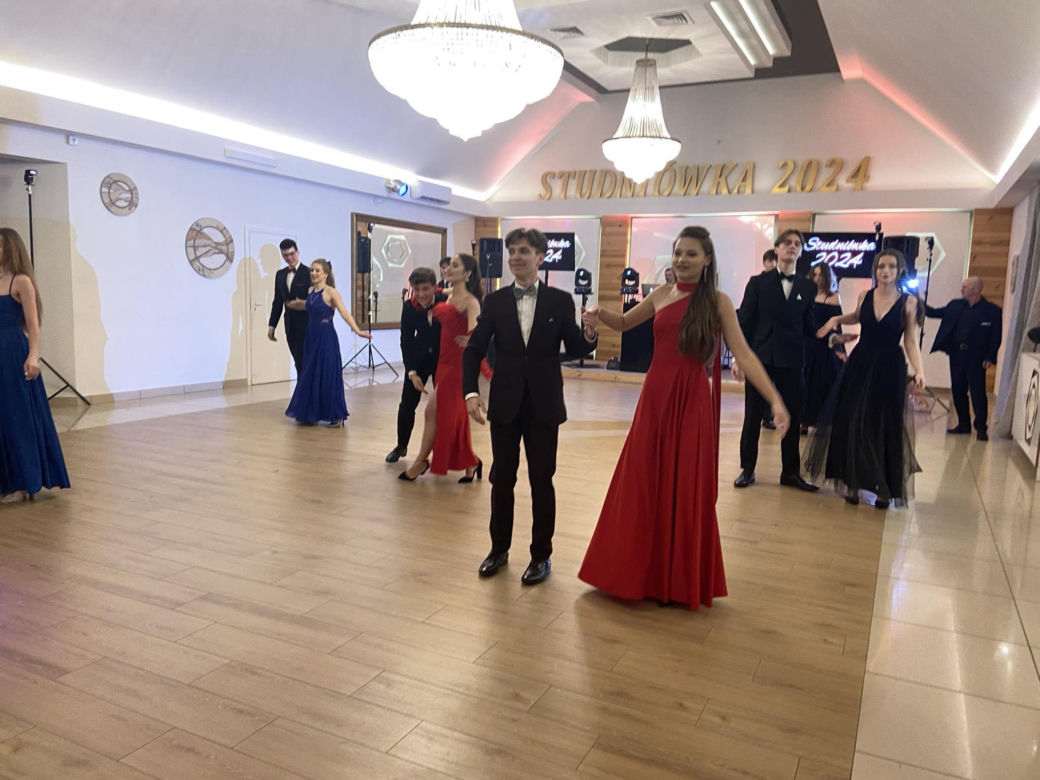 Studniówka I LO w Starachowicach