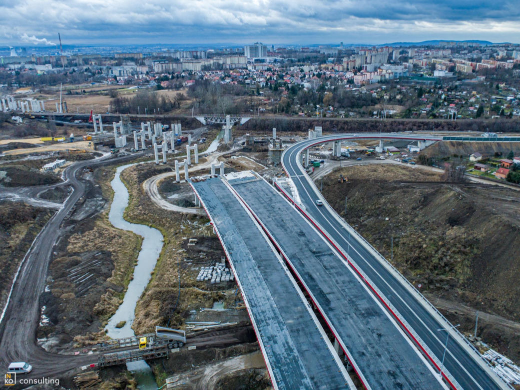 Tak powstaje węzeł Mistrzejowice w Krakowie, brakująca część S7