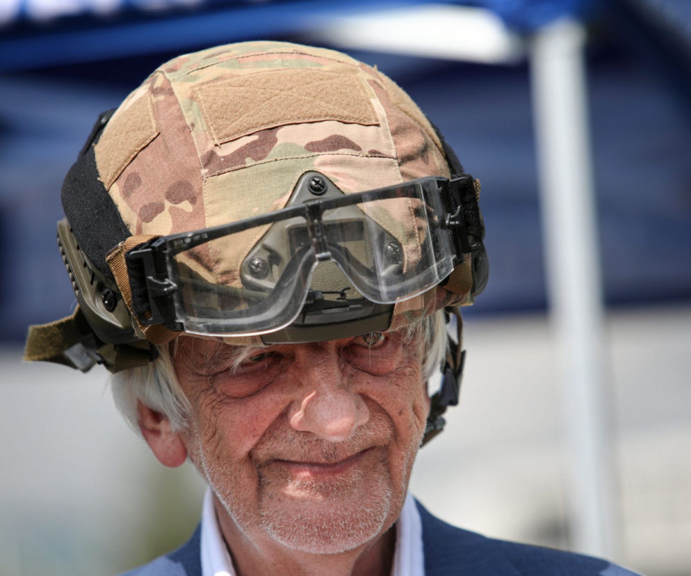 Psy Wojny. Ryszard Terlecki uwielbia militaria