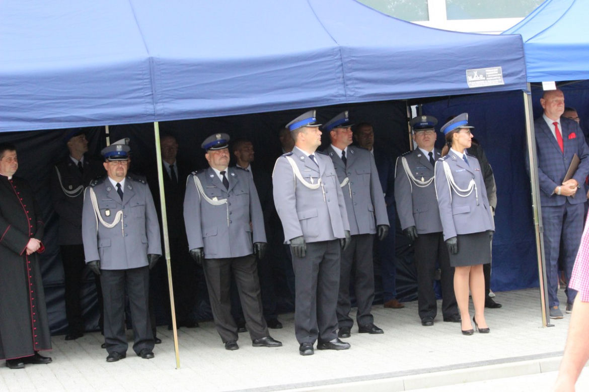 Święto policji w Toruniu. Funkcjonariusze odebrali nagrody i nominacje