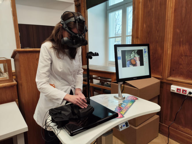 Zanim zbadają wcześniaki, będą mogli nauczyć się tego na symulatorze. Nowy sprzęt od WOŚP