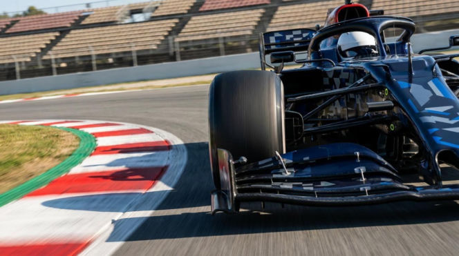 Polak jako szef wchodzi do Formuły 1, nie chodzi o Roberta Kubicę! Debiut już w najbliższy weekend