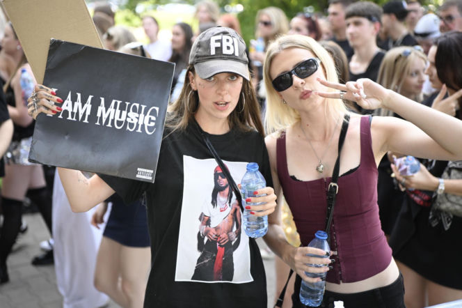 Drugi koncert The Weeknd w Warszawie. Najwierniejsi fani nie przestraszyli się morderczego upału. Znajdź się na zdjęciach