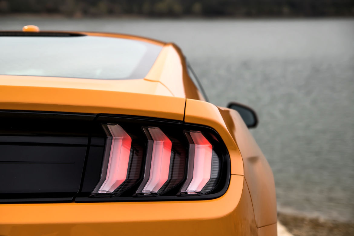 Ford Mustang GT 5.0 V8 Fastback lifting 2018 