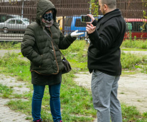 Juleczko wróć do domu. Ojciec cię nie tknie