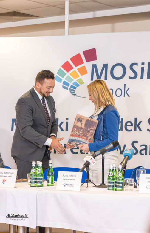 Drużyna hokeja z Sanoka uratowana. Nowym sponsorem firma z Rzeszowa 