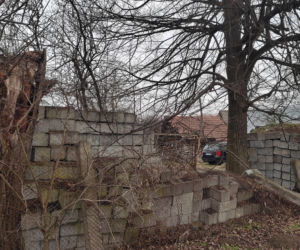 Syn przetrzymywał zwłoki matki by pobierać jej emeryturę? Śledczy badają sprawę.