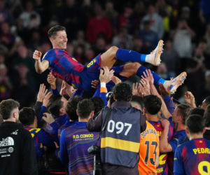 Robert Lewandowski po pożegnalnym meczu na stadionie Barcelony