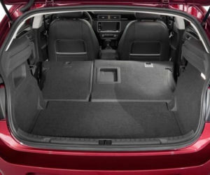 Qoros 3 Hatch