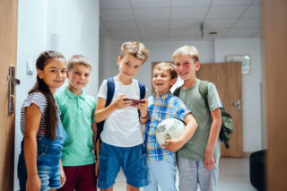 MEN zaszalało! Kalendarz roku szkolnego 2026/2027 kryje miłą niespodziankę