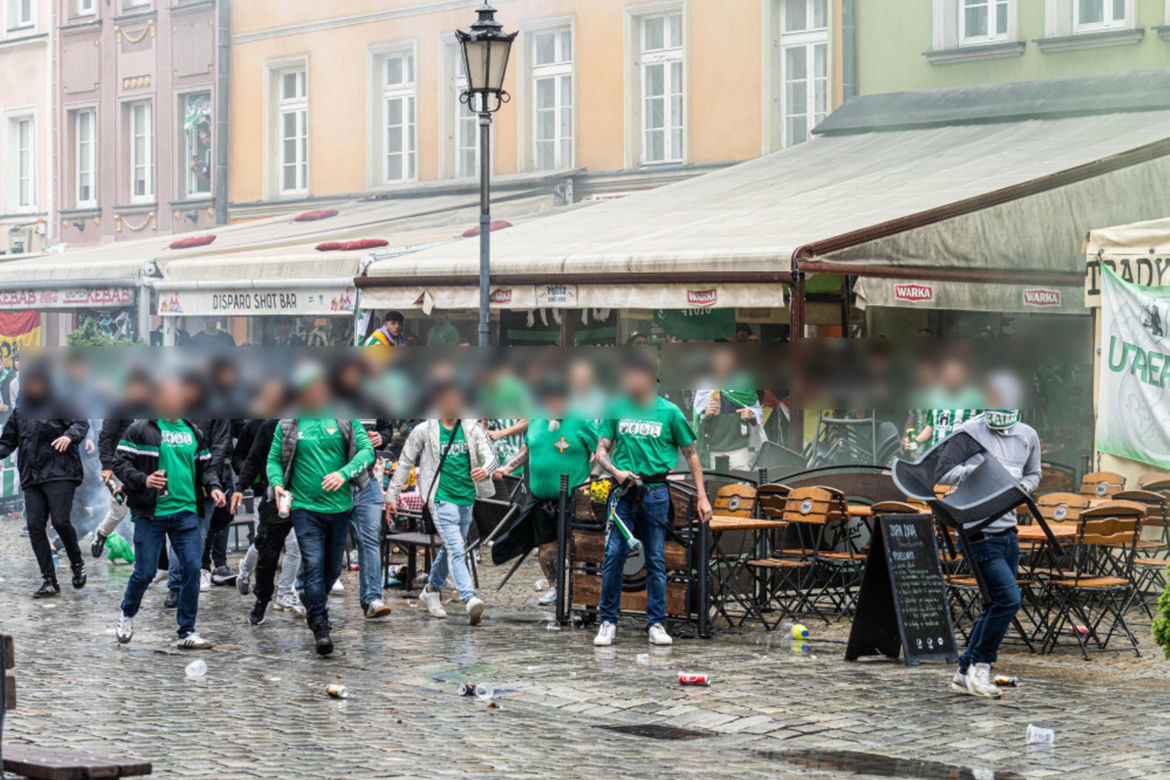 Awantura kibiców przed meczem Chelsea - Betis