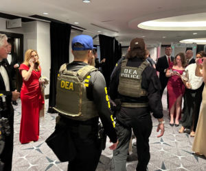 Strzały na kolacji z udziałem Donalda Trumpa