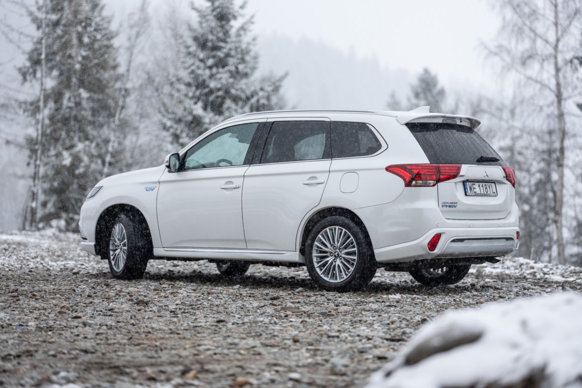 Mitsubishi Outlander PHEV 2020 