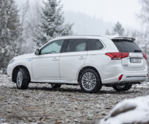 Mitsubishi Outlander PHEV 2020 
