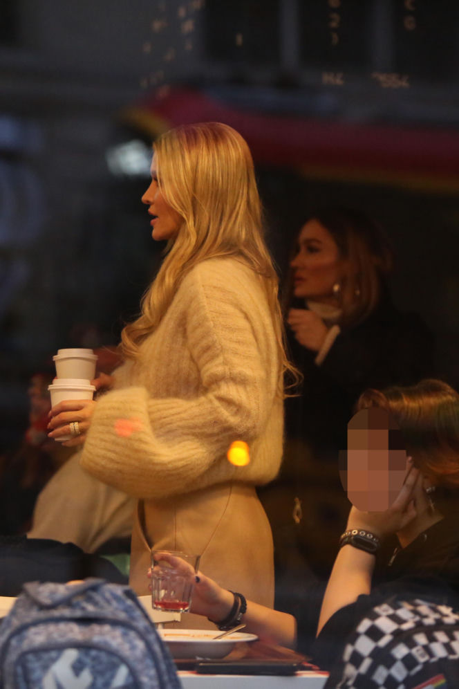 Joanna Krupa z siostrą Martą. Zjadły w mlecznym i poszły po patelnię