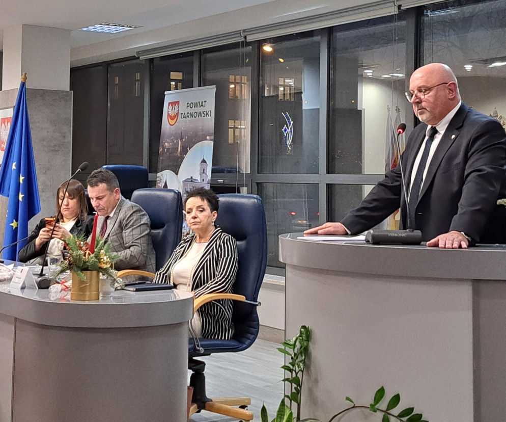 Budżet 2026 pow. tarnowskiego: Mniej inwestycji, rośnie zadłużenie 