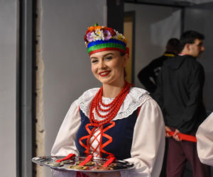 Halowe mistrzostwa Polski w Kujawsko-Pomorskiej Arenie Toruń. Zdjęcia kibiców i zawodników