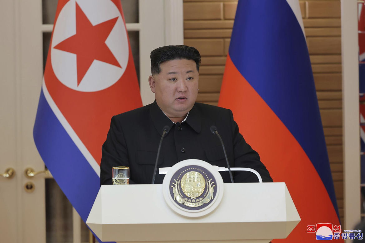 Padły rozkazy Kim Dzong Una. Zabronił naśladowania swojej fryzury!