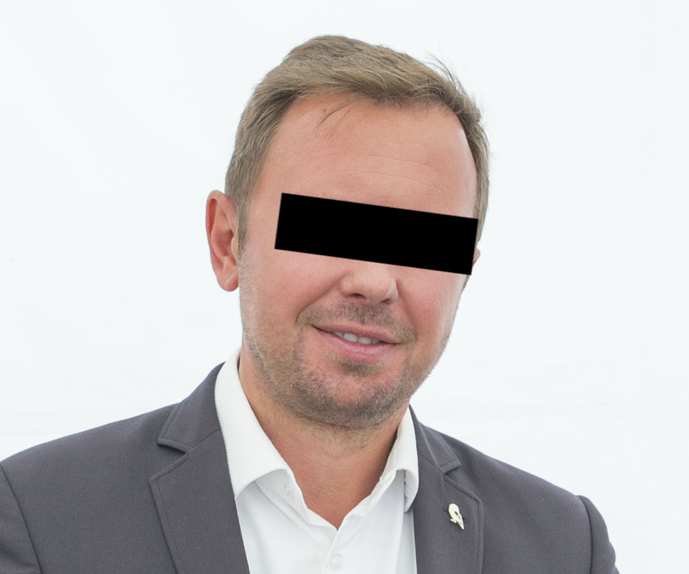Zarzuty dla byłego burmistrza Włoch! Artur W. jest oskarżony o przyjęcie ogromnej łapówki