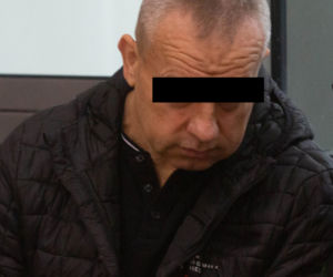 Ukradli staruszkom oszczędności metodą „na policjanta”